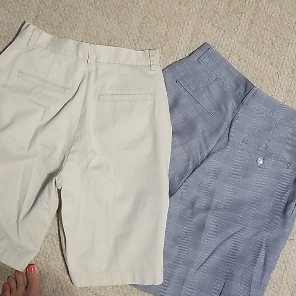 2 pairs of high end shorts - Picture 4 of 4